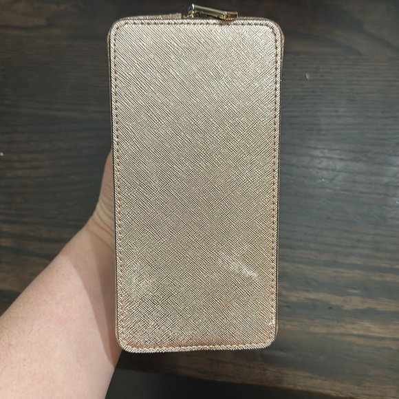 Kate spade glitter cosmetic pouch - Picture 4 of 11